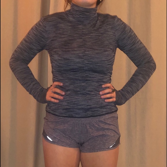lululemon long sleeve turtle neck! - Picture 1 of 2